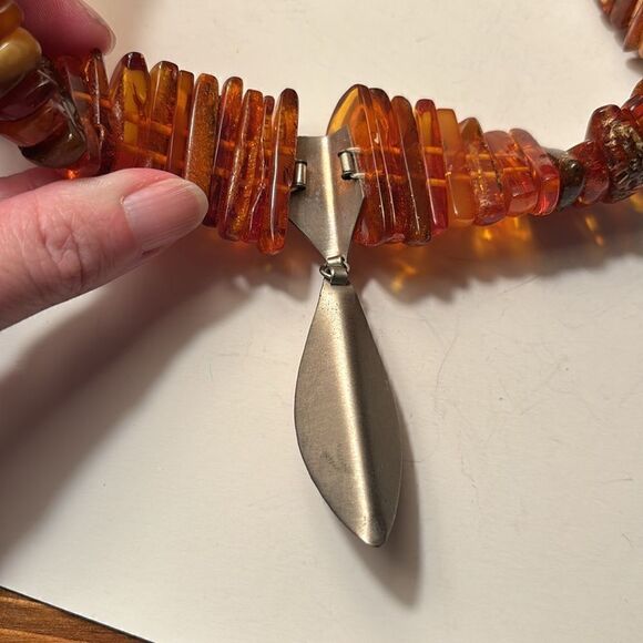 Lithuanian Baltic Amber Chunky Beaded Collar Necklace with Drop Pendant - Picture 8 of 9